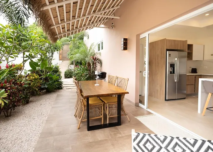 Close To - Gated Community - Salom *